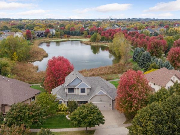 10758 Watersedge Lane, Woodbury, MN 55129