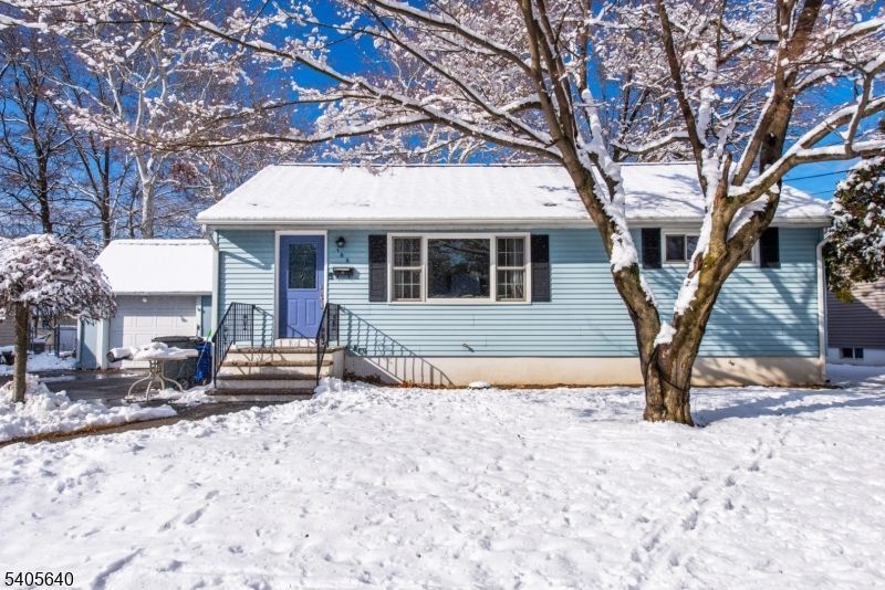 106 Riverview Ter, Riverdale, NJ 07457 Main Photo