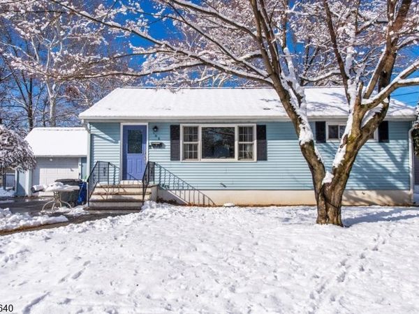 106 Riverview Ter, Riverdale, NJ 07457