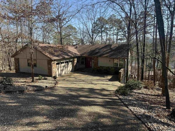 38 Pego Circle, Hot Springs Village, AR 71909
