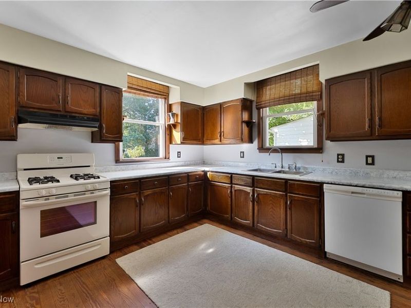 435 Catalina Avenue, Youngstown, OH 44504 Photo 18