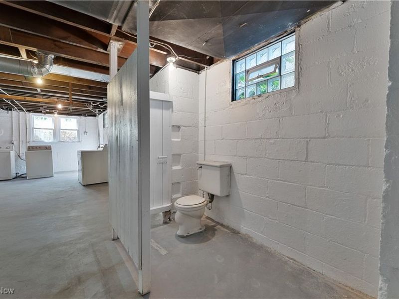 435 Catalina Avenue, Youngstown, OH 44504 Photo 36