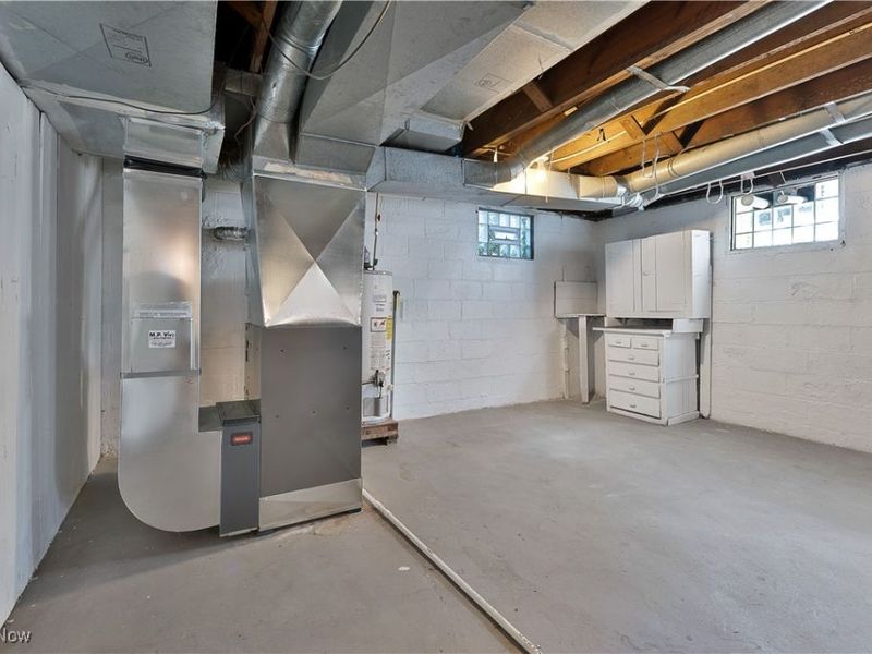 435 Catalina Avenue, Youngstown, OH 44504 Photo 38