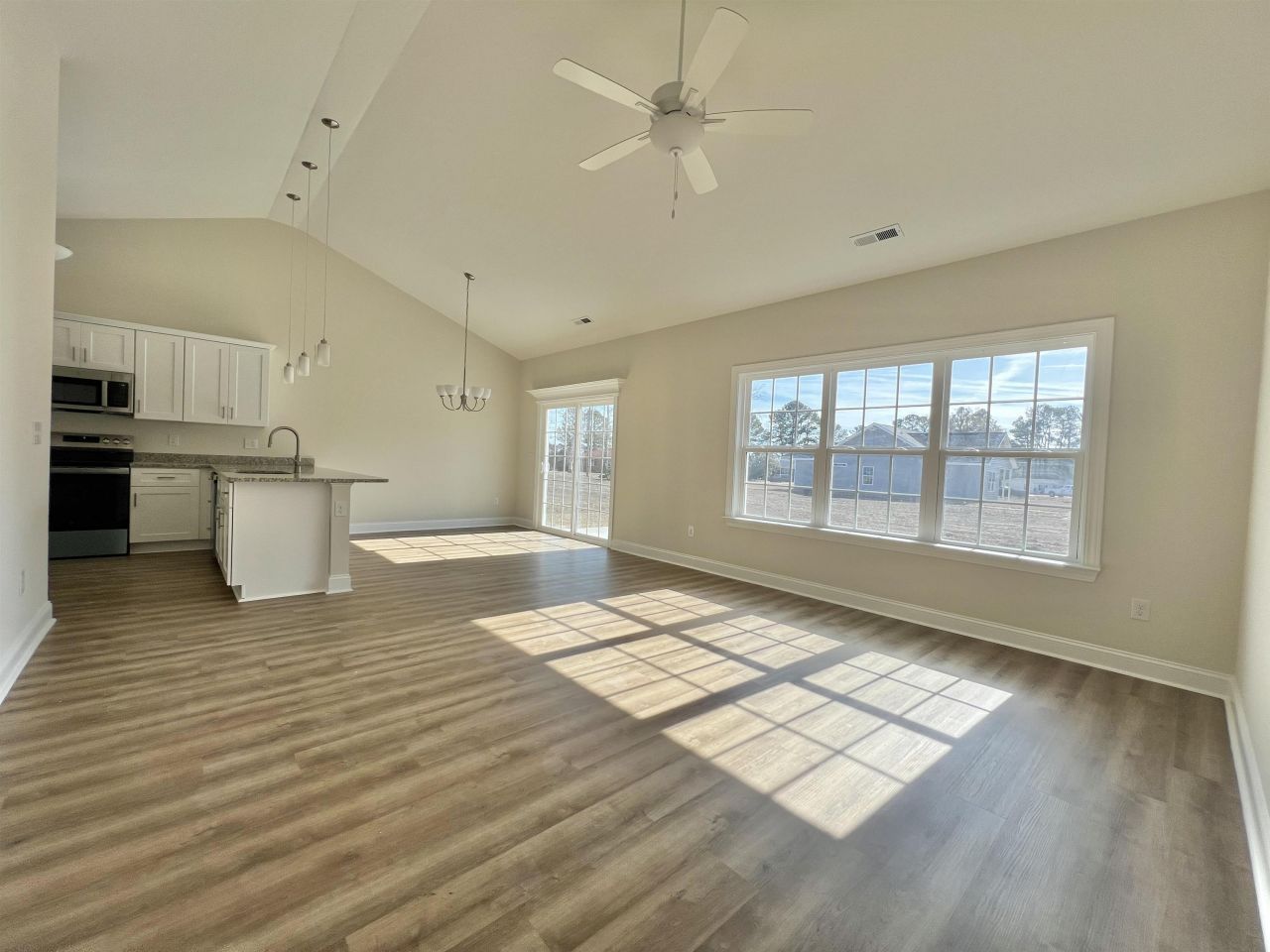 1190 Log Cabin Rd. Photo 2