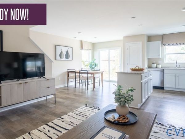 909 Encore Autumn Lane , Unit D-29, Henrico, VA 23227