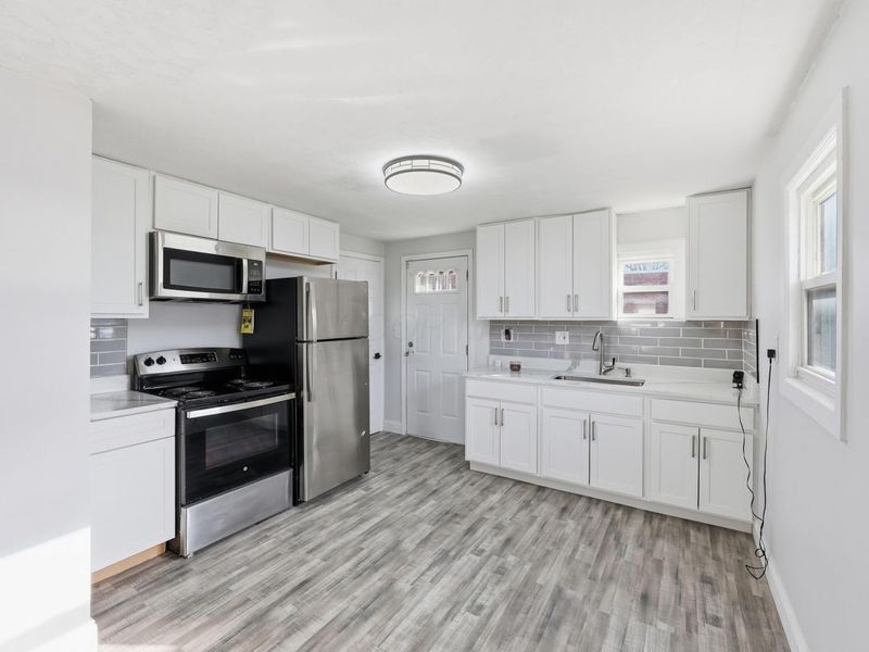 2560 Osceola Avenue, Columbus, OH 43211 Photo 10