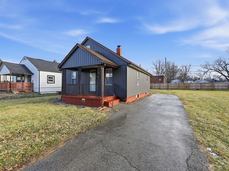 2560 Osceola Avenue, Columbus, OH 43211 Photo 3