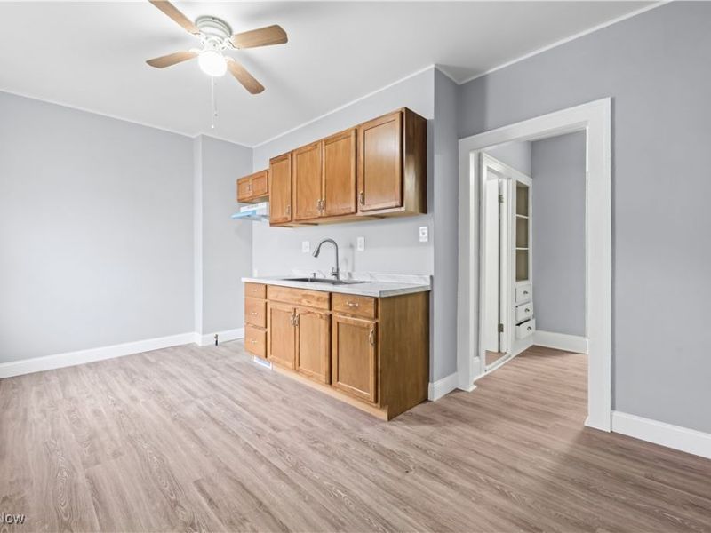 2101 Denison Avenue, Cleveland, OH 44109 Photo 10