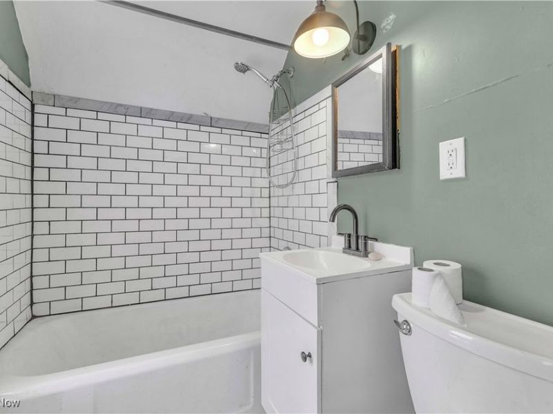 27125 Mallard Avenue, Euclid, OH 44132 Photo 11