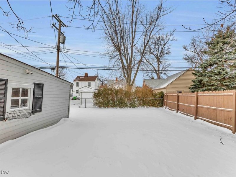 27125 Mallard Avenue, Euclid, OH 44132 Photo 30