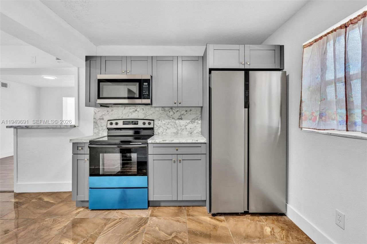 1824 NW 25th Ave, Fort Lauderdale, FL 33311 Photo