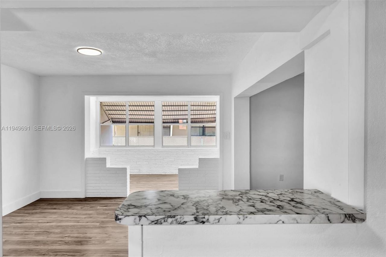 1824 NW 25th Ave, Fort Lauderdale, FL 33311 Photo