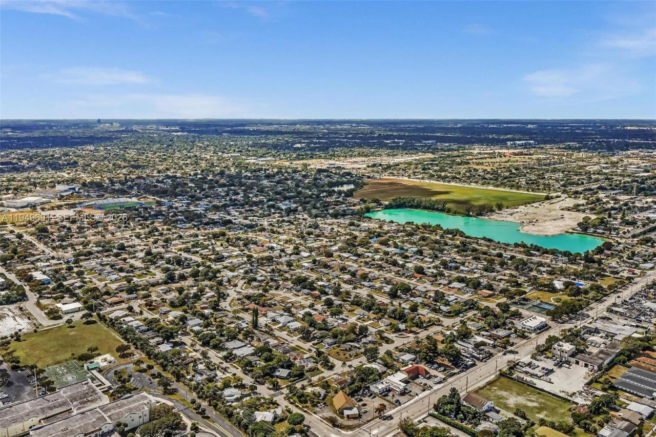 1824 NW 25th Ave, Fort Lauderdale, FL 33311 Photo