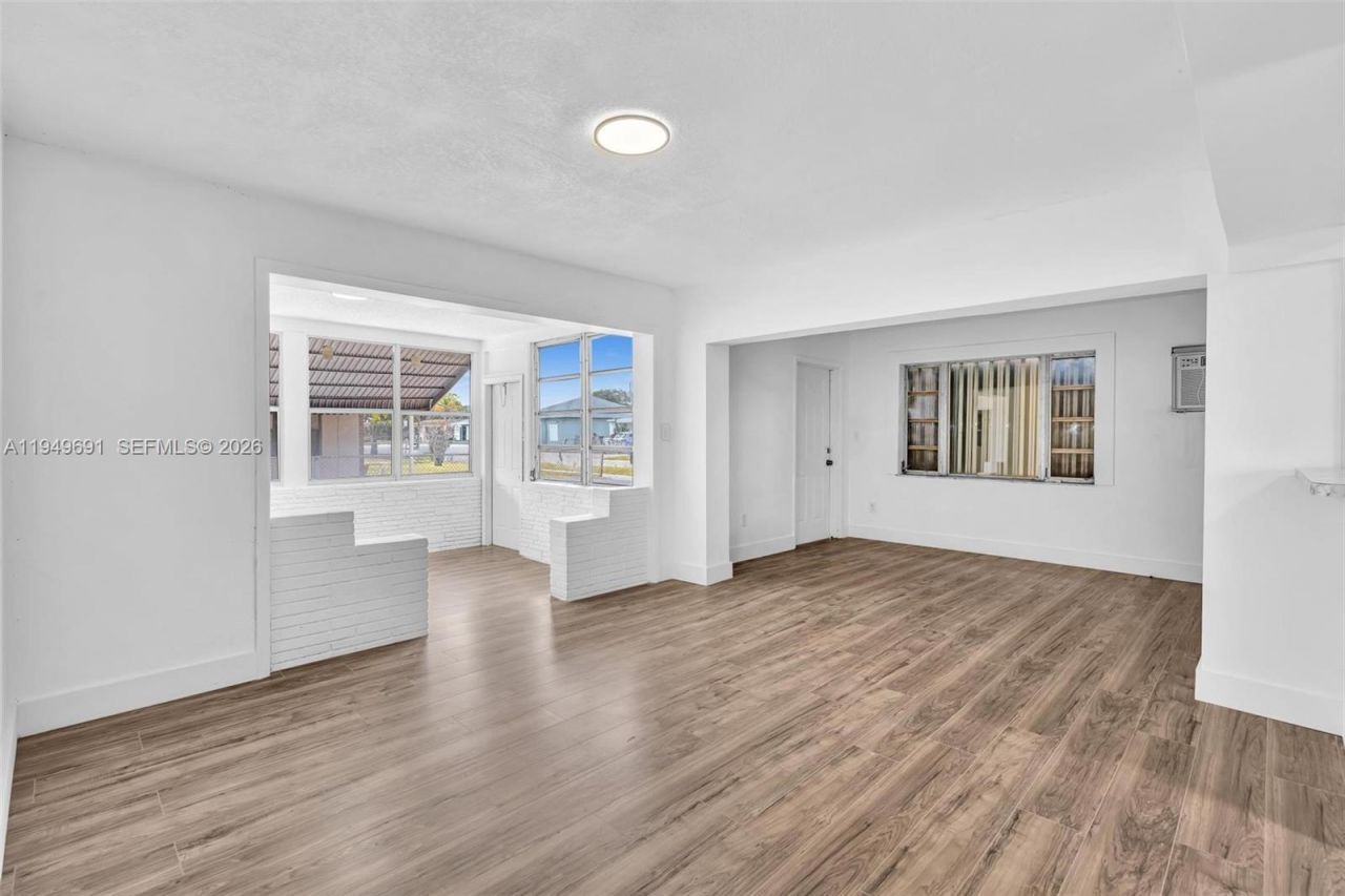 1824 NW 25th Ave, Fort Lauderdale, FL 33311 Photo