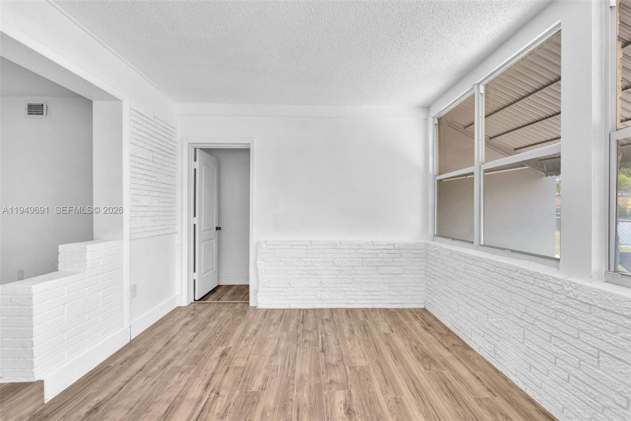 1824 NW 25th Ave, Fort Lauderdale, FL 33311 Photo