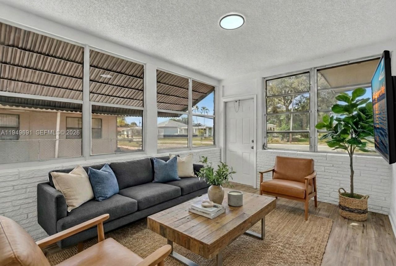 1824 NW 25th Ave, Fort Lauderdale, FL 33311 Photo