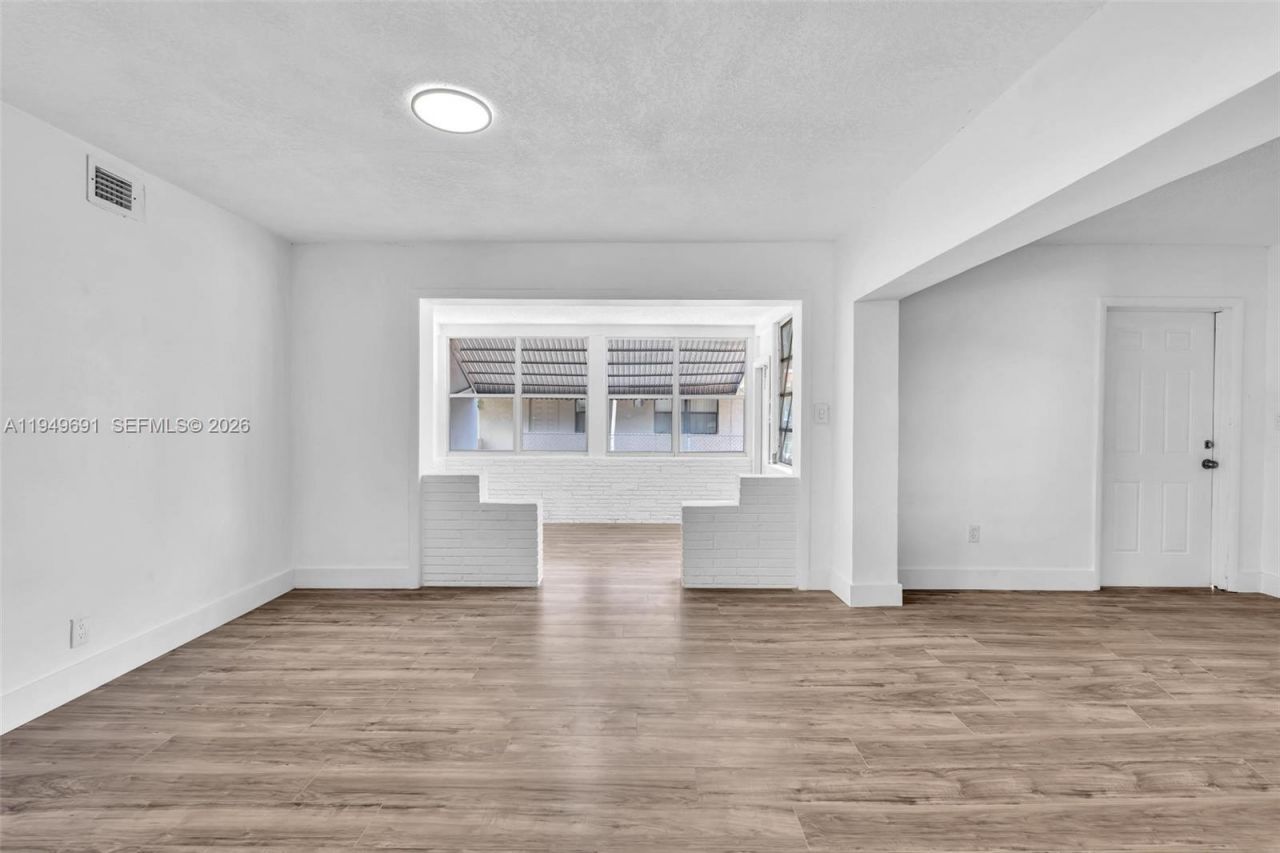 1824 NW 25th Ave, Fort Lauderdale, FL 33311 Photo