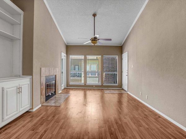 807 W 25th ST, Unit 307, Austin, TX 78705