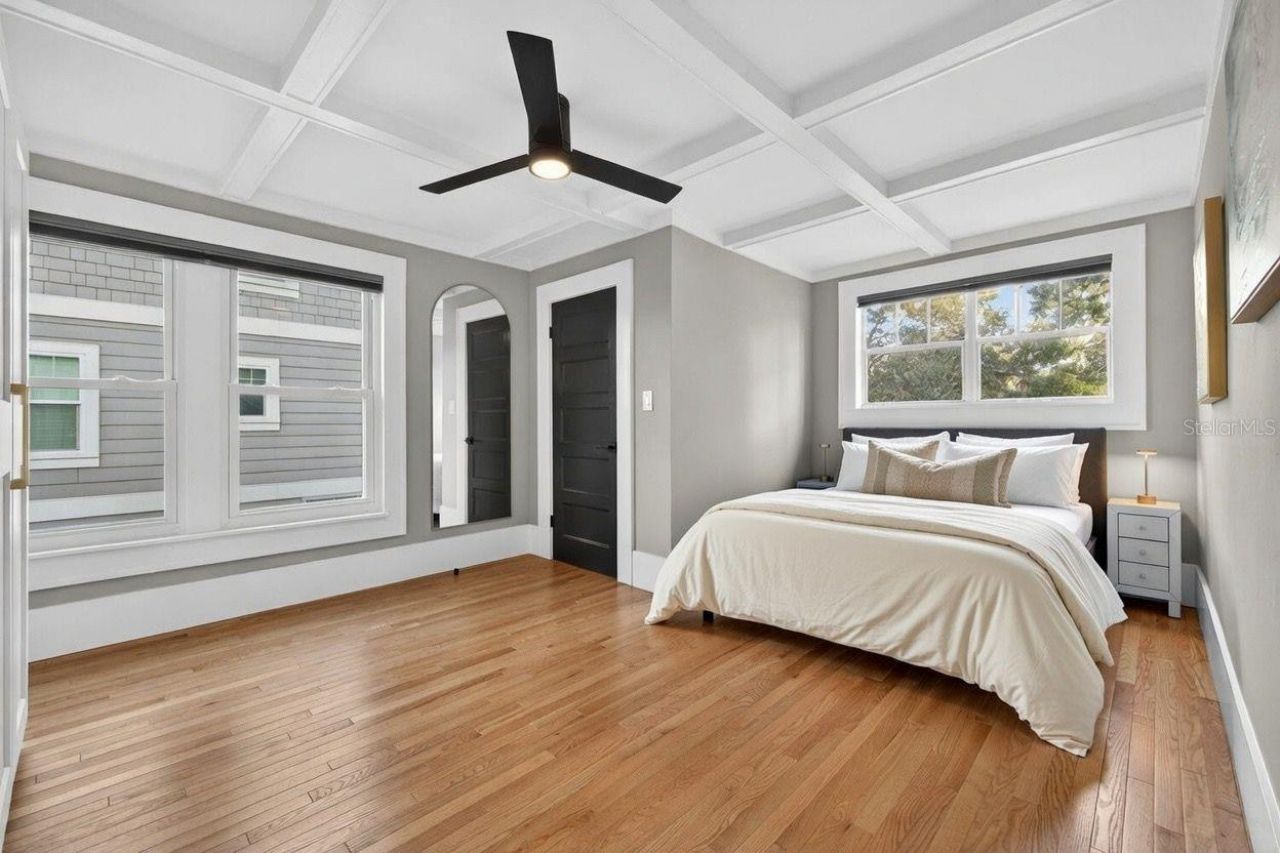 534 1st Street N, Saint Petersburg, FL 33701 Photo