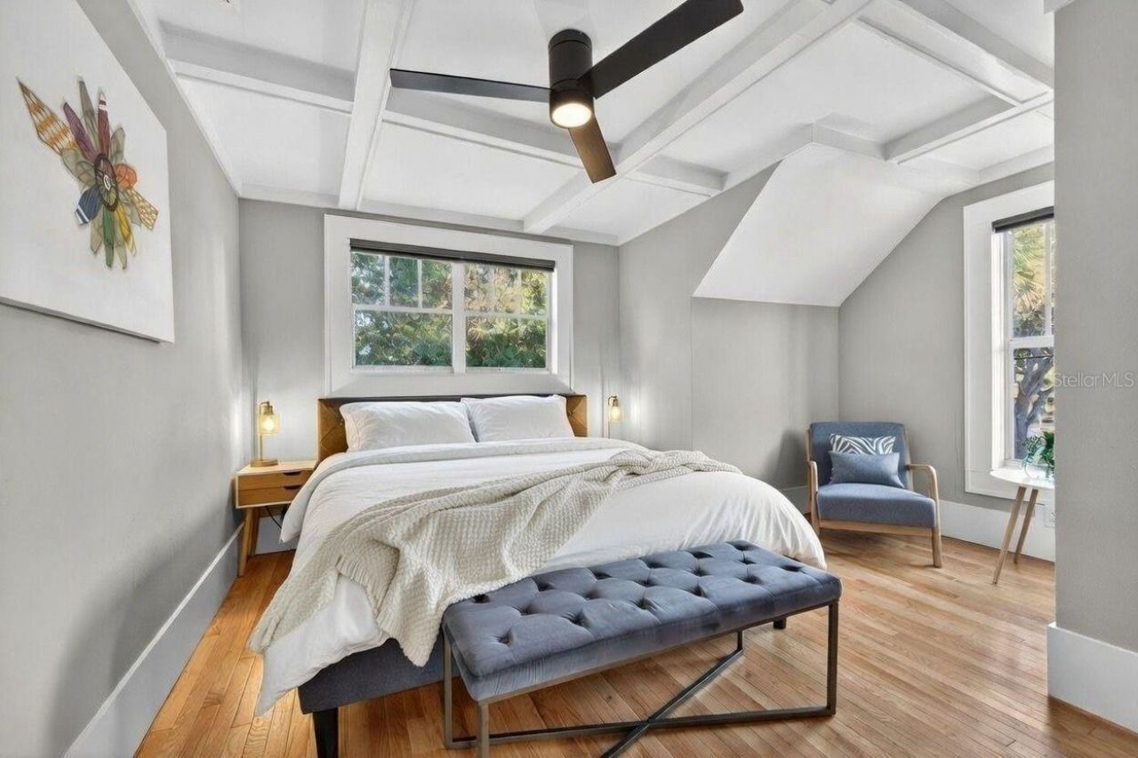 534 1st Street N, Saint Petersburg, FL 33701 Photo