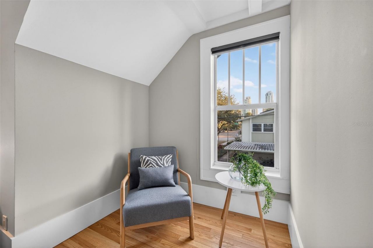 534 1st Street N, Saint Petersburg, FL 33701 Photo