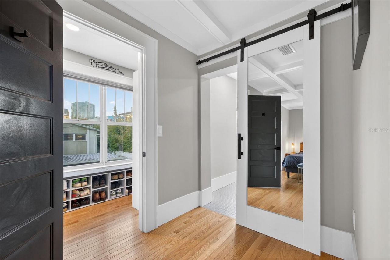 534 1st Street N, Saint Petersburg, FL 33701 Photo