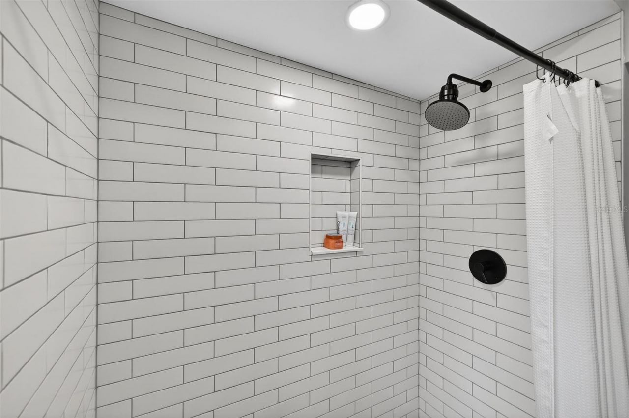 534 1st Street N, Saint Petersburg, FL 33701 Photo