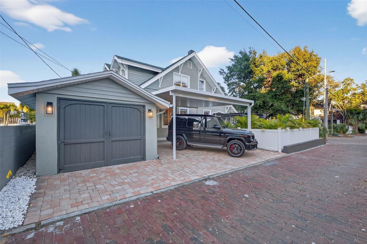 534 1st Street N, Saint Petersburg, FL 33701 Photo