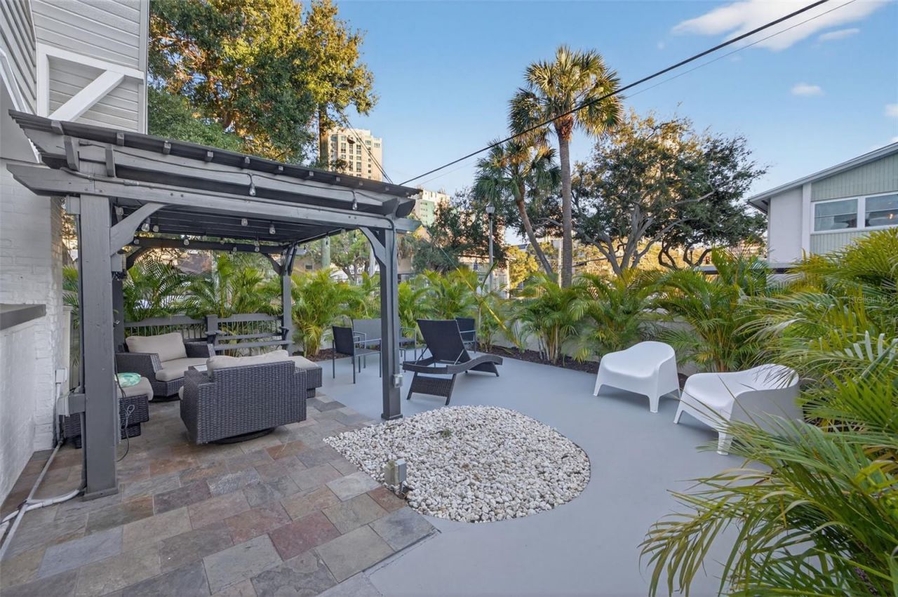 534 1st Street N, Saint Petersburg, FL 33701 Photo