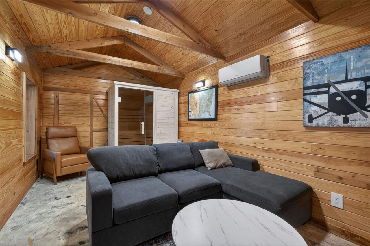 534 1st Street N, Saint Petersburg, FL 33701 Photo