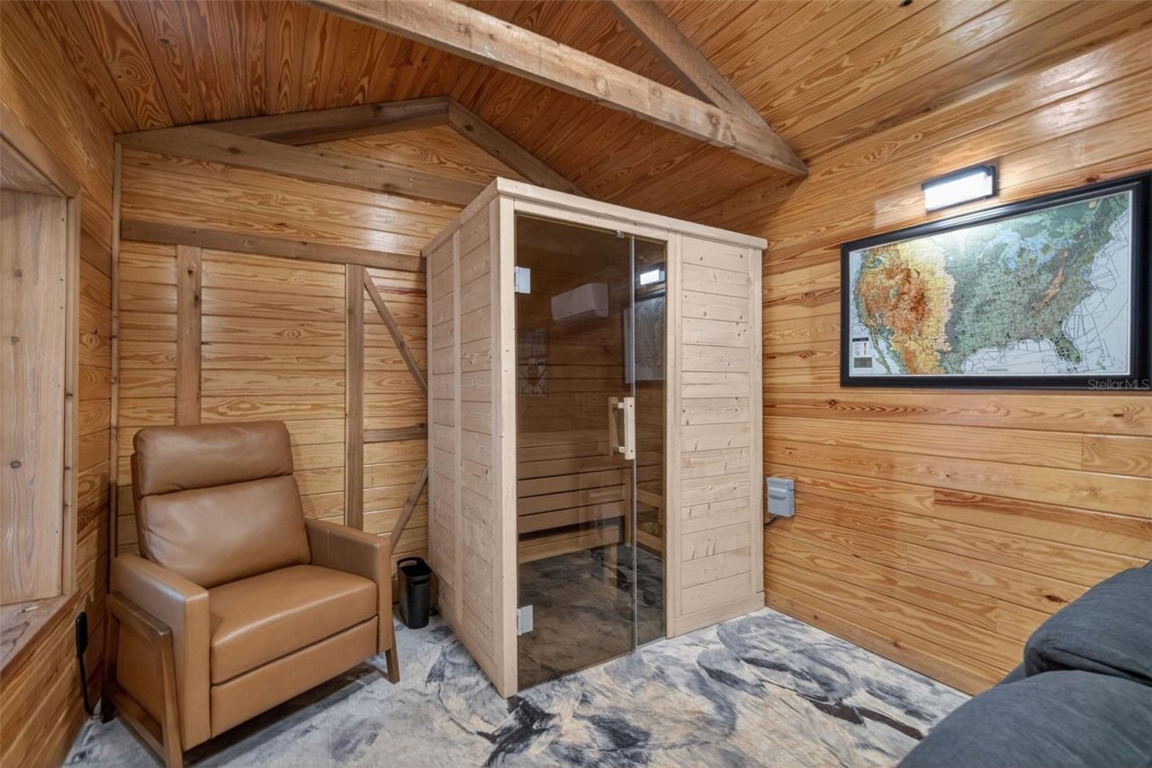 534 1st Street N, Saint Petersburg, FL 33701 Photo