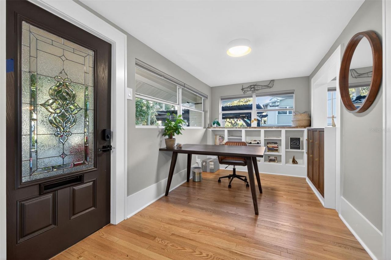 534 1st Street N, Saint Petersburg, FL 33701 Photo