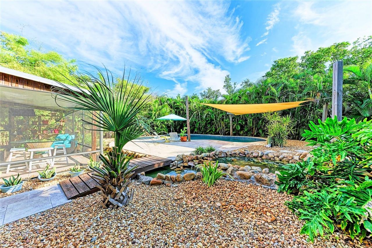 503 Bayview Drive, Holmes Beach, FL 34217 Photo