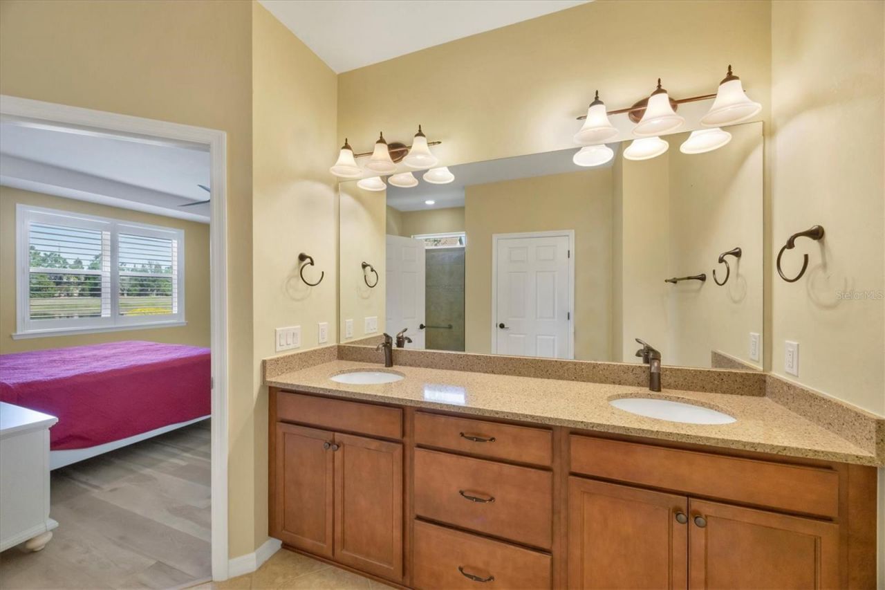 6713 Chester Trail, Lakewood Ranch, FL 34202 Photo