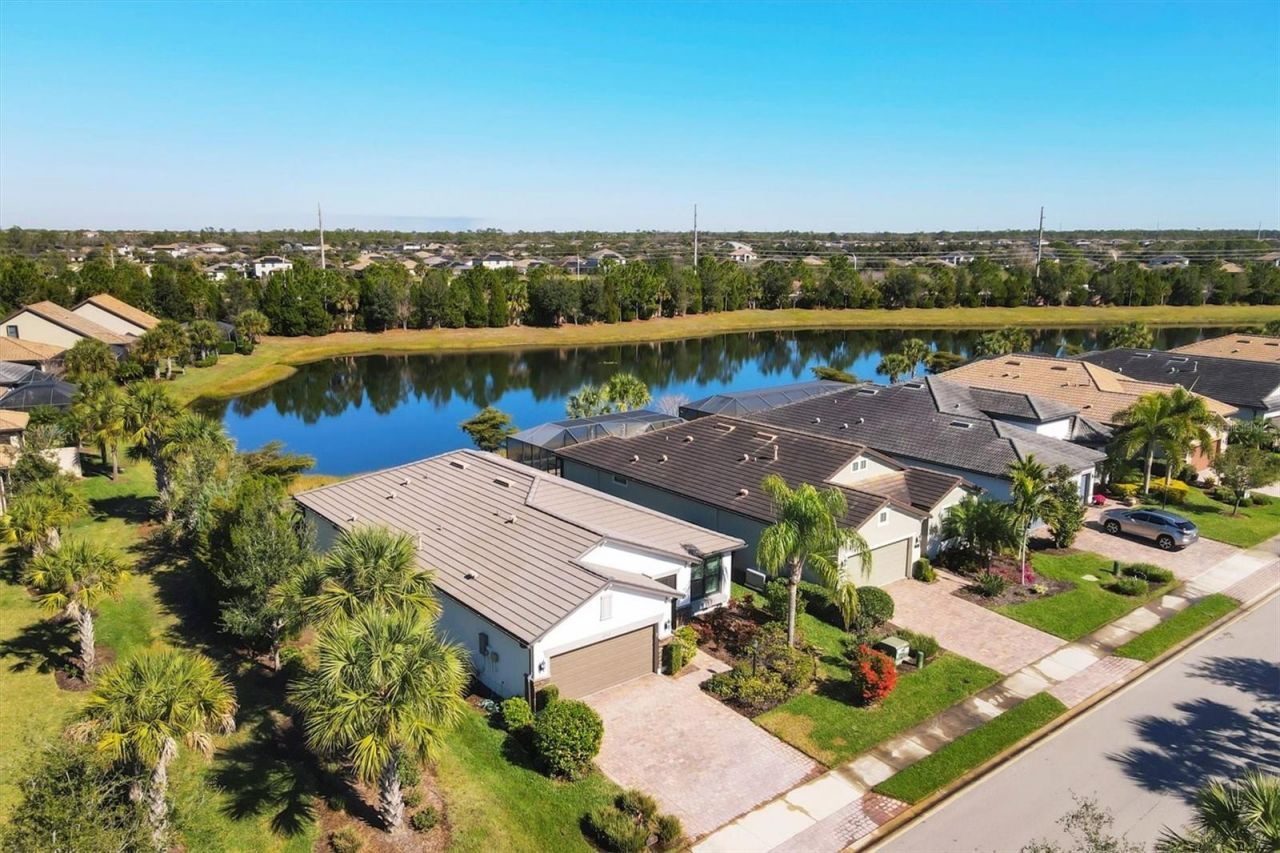 6713 Chester Trail, Lakewood Ranch, FL 34202 Photo