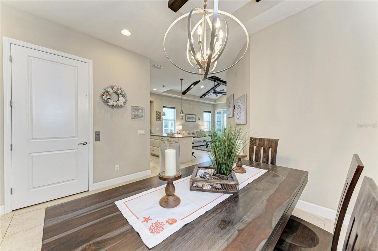 339 Sapphire Lake Drive, Unit 201, Bradenton, FL 34209 Photo