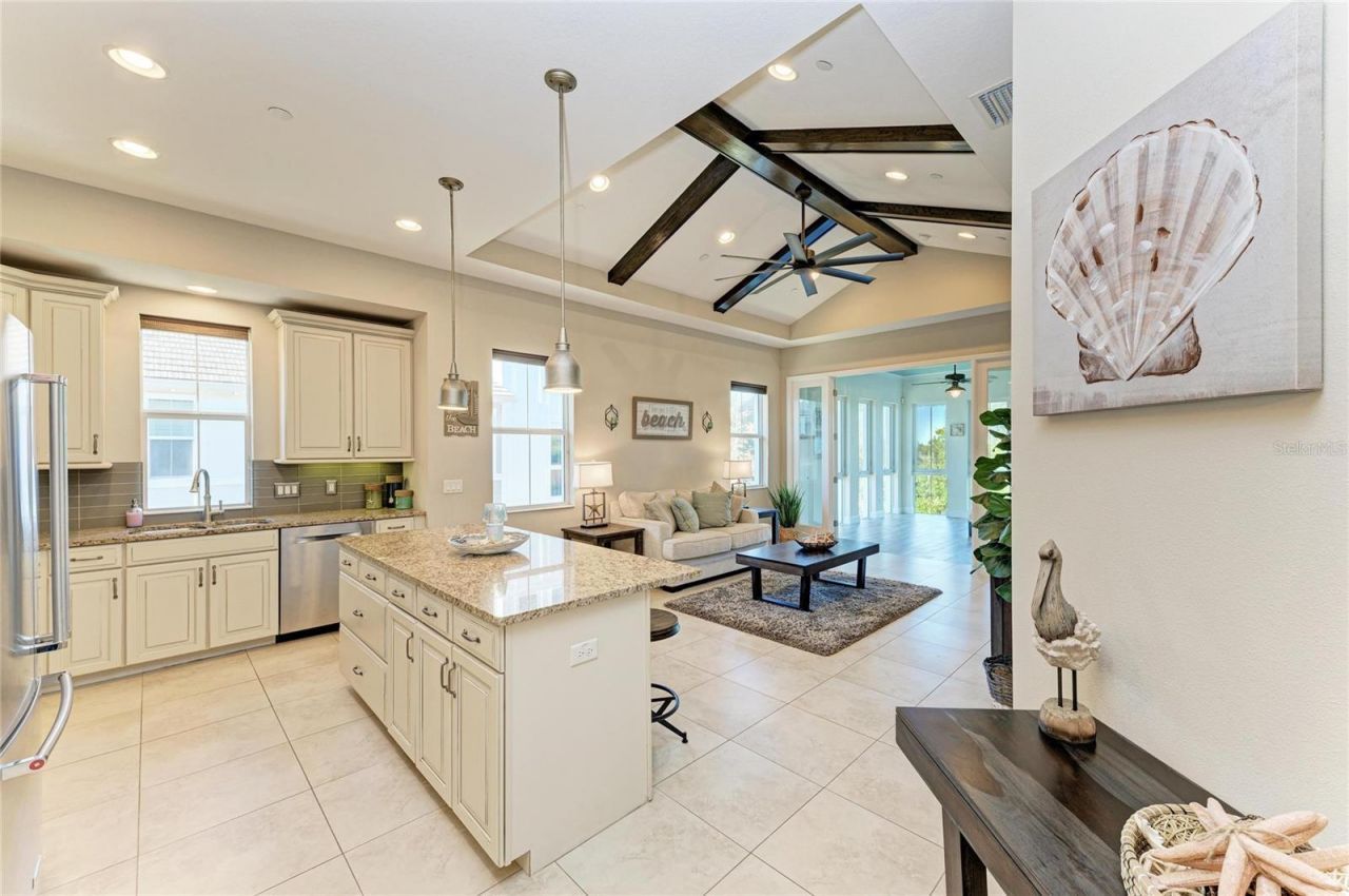 339 Sapphire Lake Drive, Unit 201, Bradenton, FL 34209 Photo