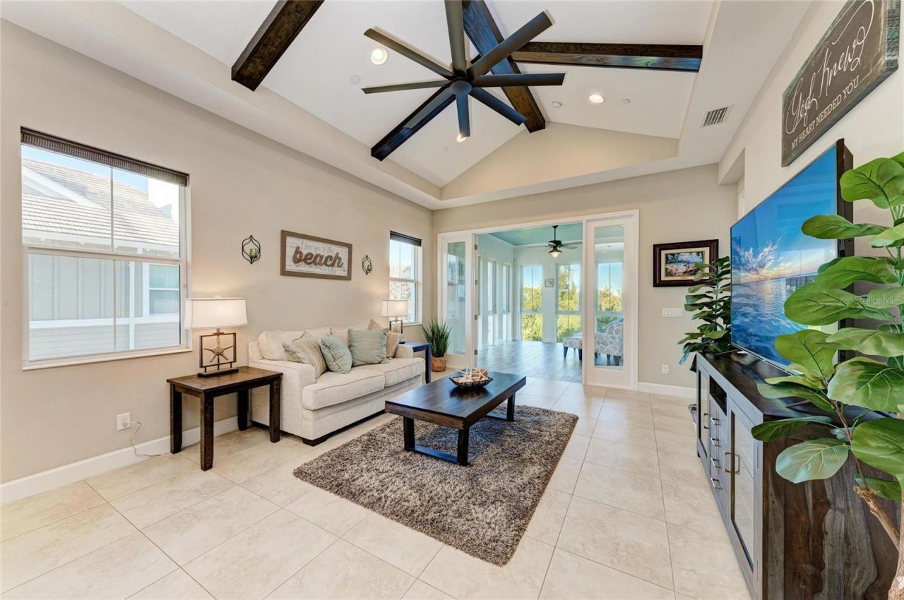 339 Sapphire Lake Drive, Unit 201, Bradenton, FL 34209 Photo