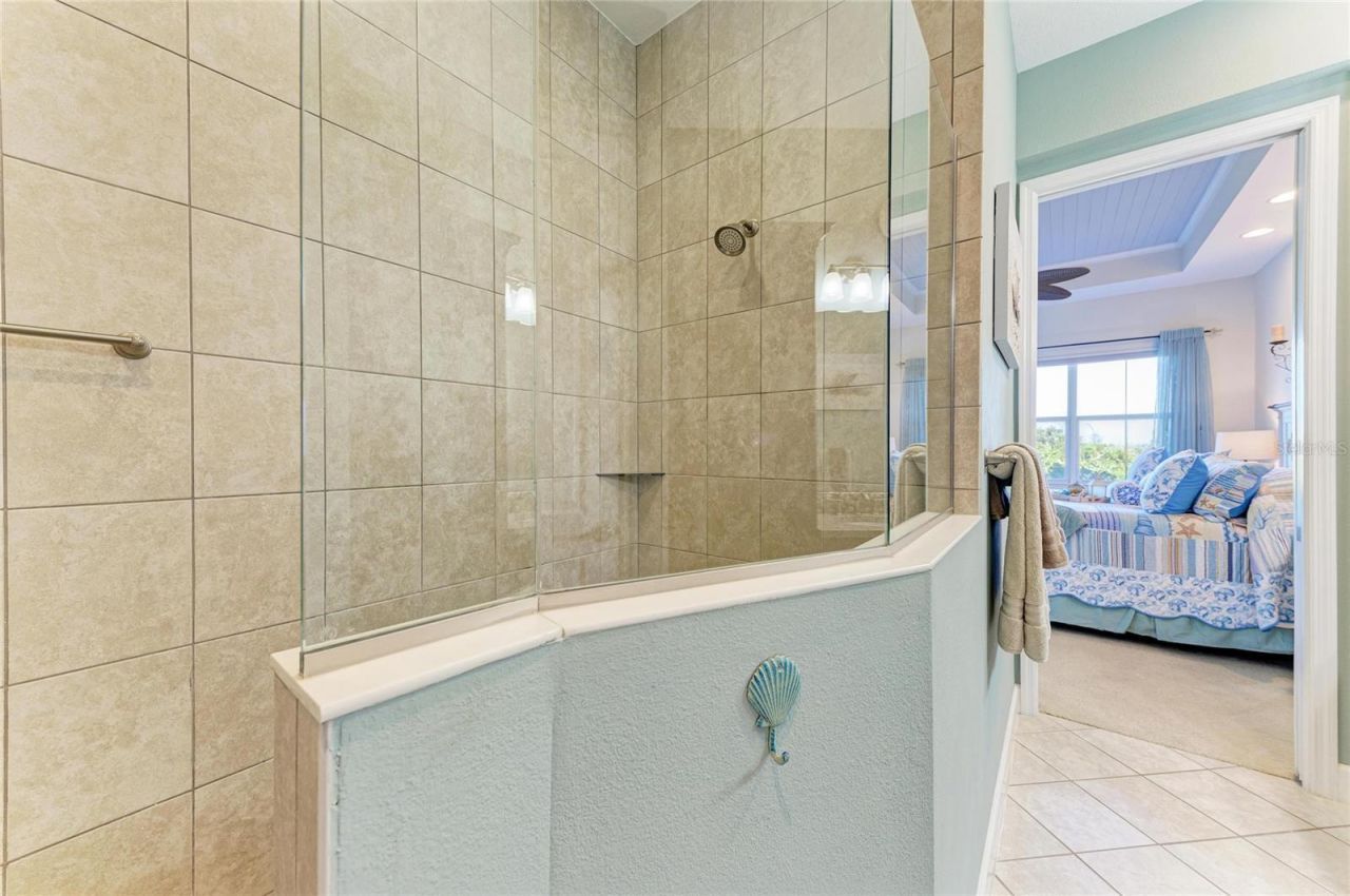 339 Sapphire Lake Drive, Unit 201, Bradenton, FL 34209 Photo