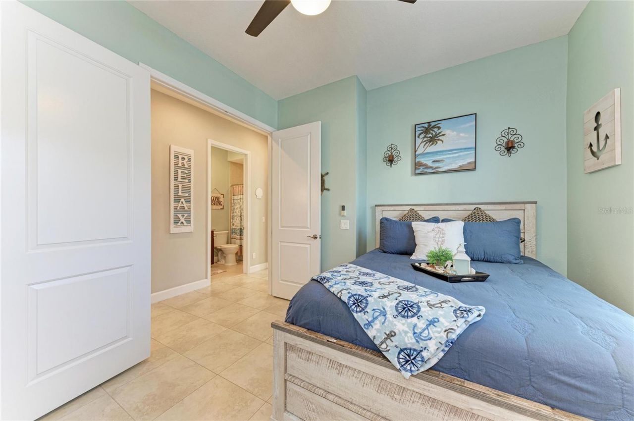 339 Sapphire Lake Drive, Unit 201, Bradenton, FL 34209 Photo