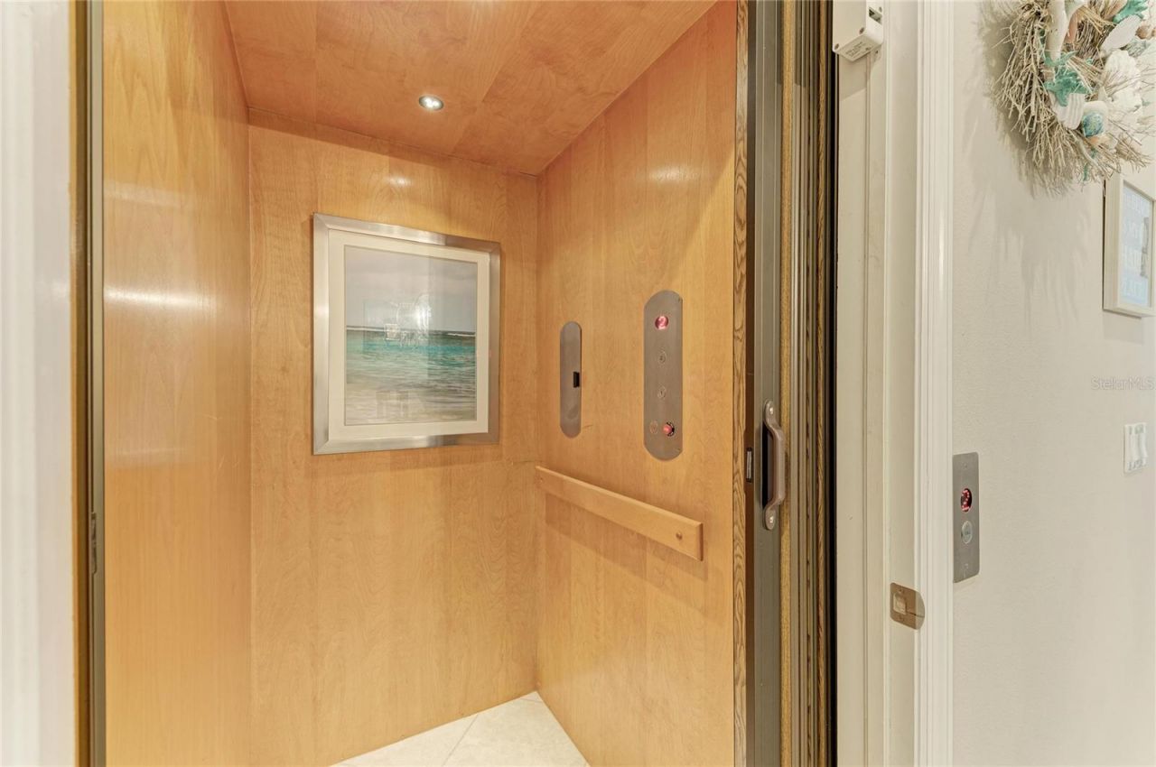 339 Sapphire Lake Drive, Unit 201, Bradenton, FL 34209 Photo