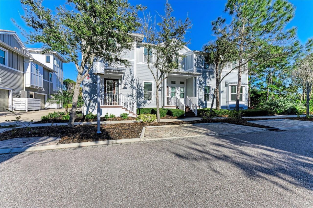 339 Sapphire Lake Drive, Unit 201, Bradenton, FL 34209 Photo