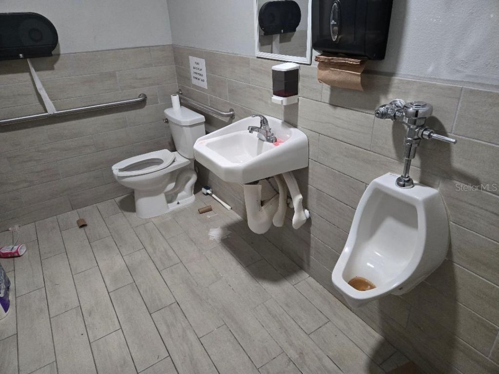 10517 Riverview Drive, Riverview, FL 33578 Photo