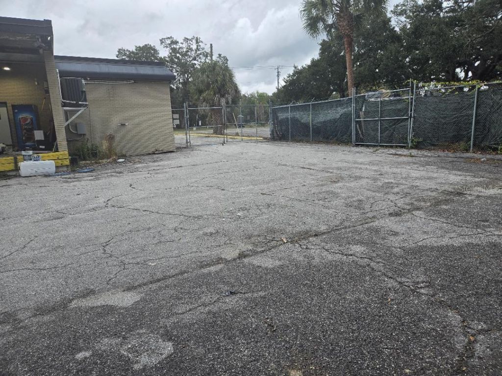 10517 Riverview Drive, Riverview, FL 33578 Photo