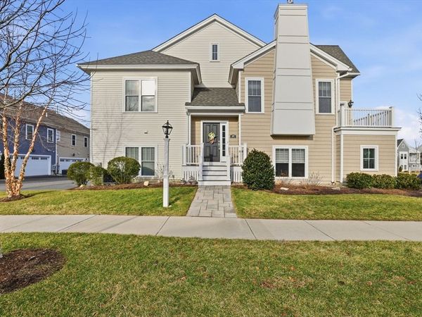 20 Daisy Ln, Plymouth, MA 02360