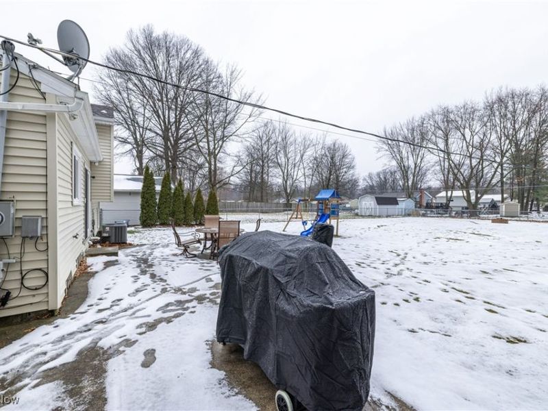 26948 Southwood Lane, Olmsted Township, OH 44138 Photo 22