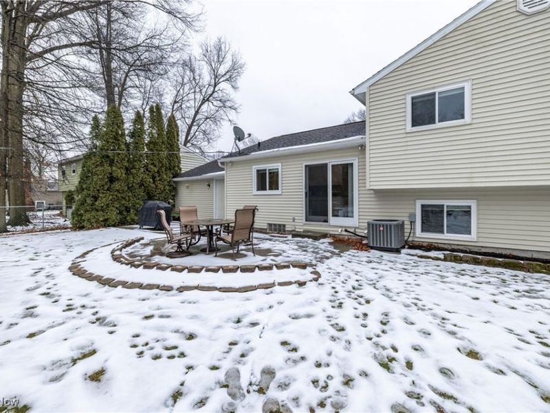 26948 Southwood Lane, Olmsted Township, OH 44138 Photo 28