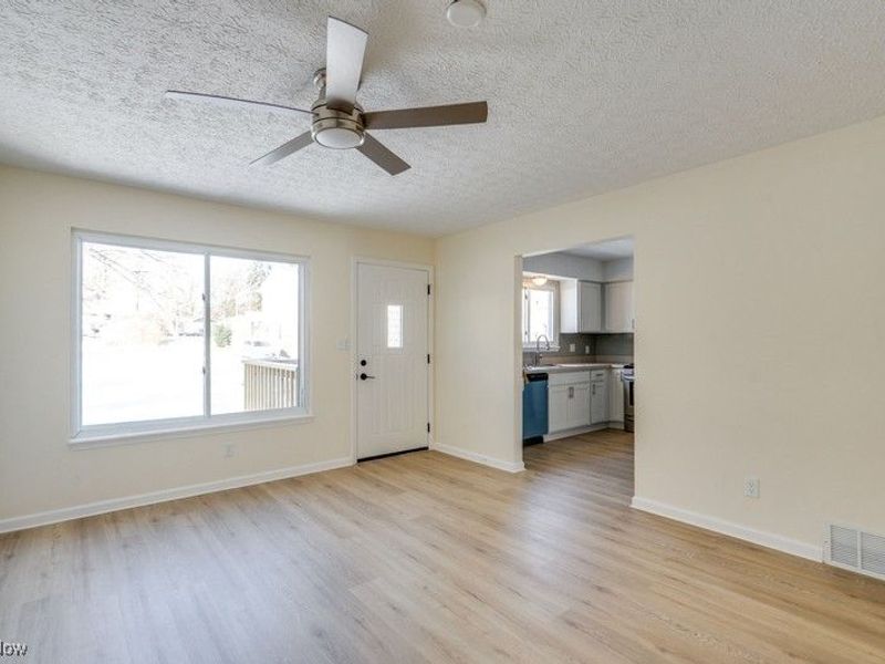 529 Anderson Avenue, Akron, OH 44306 Photo 7