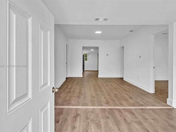 2636 SW 29th Ct, Miami, FL 33133