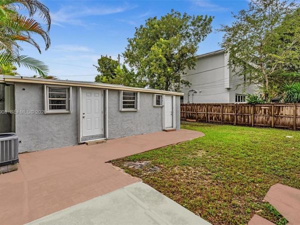 2636 SW 29th Ct, Miami, FL 33133